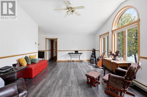3804 Hamilton Dr, Hilton Beach, ON - Indoor
