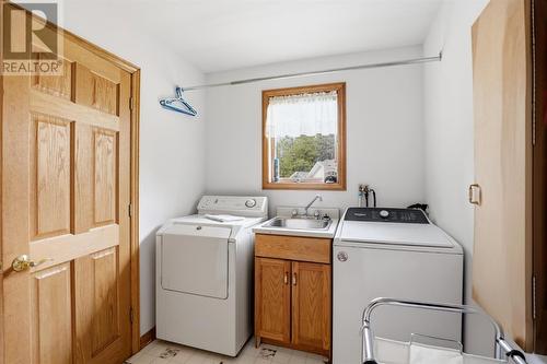 3804 Hamilton Dr, Hilton Beach, ON - Indoor Photo Showing Laundry Room