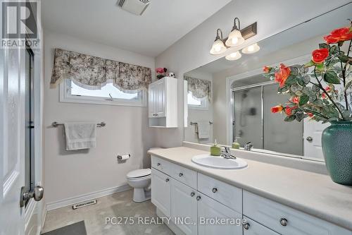 2392 Asima Drive, London South (South U), ON - Indoor Photo Showing Bathroom