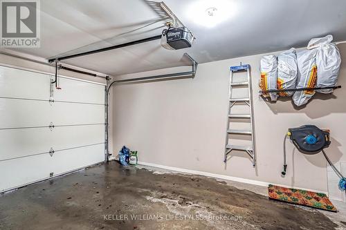 26 - 1399 Commissioners Road W, London South (South B), ON - Indoor Photo Showing Garage