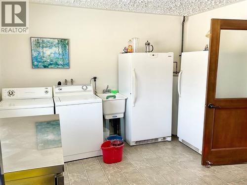 601 Government Avenue N, Greenwood, BC - Indoor Photo Showing Laundry Room
