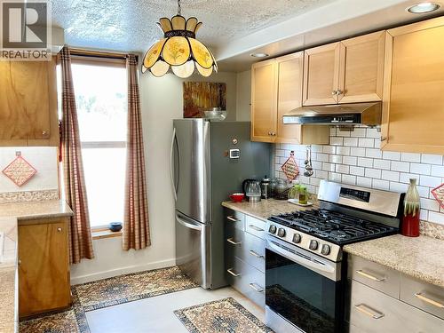601 Government Avenue N, Greenwood, BC - Indoor Photo Showing Kitchen