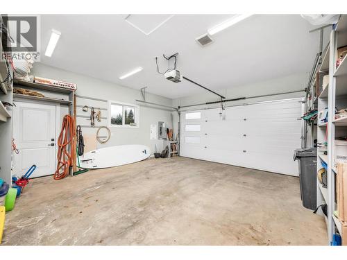 2741 Golf Course Drive, Blind Bay, BC - Indoor Photo Showing Garage