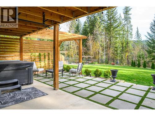 2741 Golf Course Drive, Blind Bay, BC - Outdoor With Deck Patio Veranda