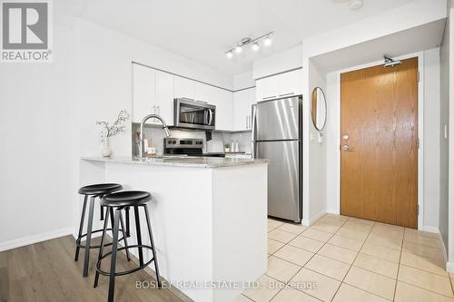 1602 - 219 Fort York Boulevard, Toronto, ON - Indoor Photo Showing Kitchen With Stainless Steel Kitchen