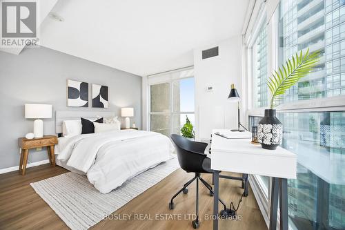 1602 - 219 Fort York Boulevard, Toronto, ON - Indoor Photo Showing Bedroom