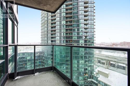 1602 - 219 Fort York Boulevard, Toronto, ON - Outdoor