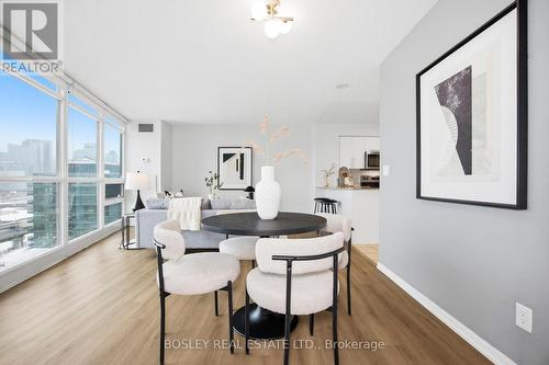 1602 - 219 Fort York Boulevard, Toronto, ON - Indoor Photo Showing Dining Room