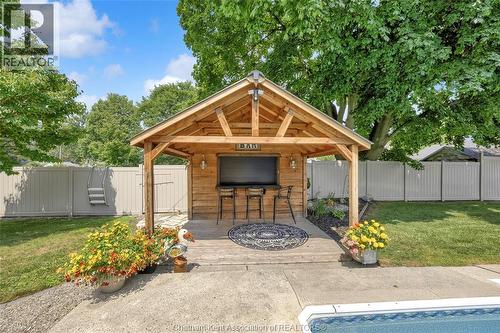 950 North Street, Dresden, ON - Outdoor With In Ground Pool