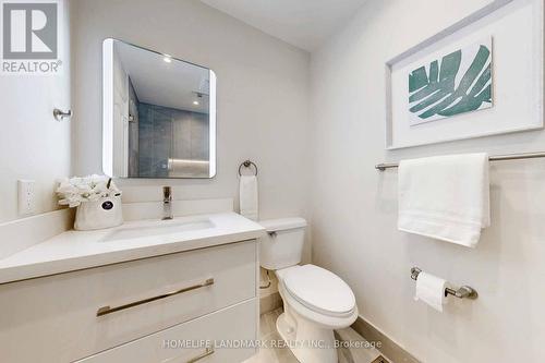 18 Olympus Drive, Richmond Hill, ON - Indoor Photo Showing Bathroom