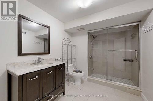 18 Olympus Drive, Richmond Hill, ON - Indoor Photo Showing Bathroom