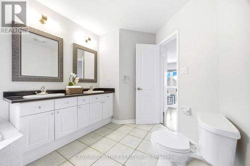 33 Eddington Place, Vaughan, ON - Indoor Photo Showing Bathroom