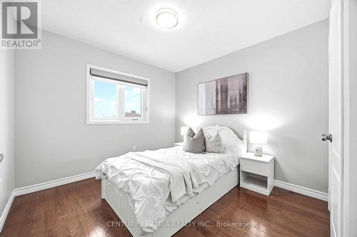 33 Eddington Place, Vaughan, ON - Indoor Photo Showing Bedroom