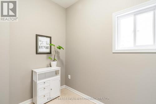 36 Connaught Lane, Barrie, ON - Indoor