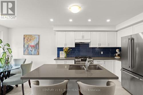 69 Alaskan Heights, Barrie, ON - Indoor Photo Showing Kitchen With Stainless Steel Kitchen With Double Sink With Upgraded Kitchen