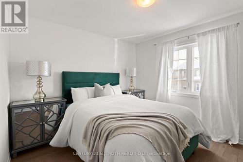 69 Alaskan Heights, Barrie, ON - Indoor Photo Showing Bedroom