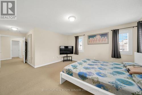 13 Masken Circle, Brampton, ON - Indoor Photo Showing Bedroom