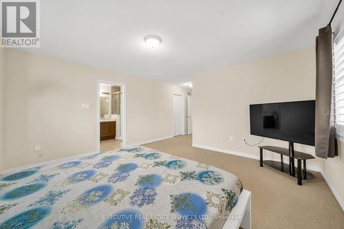 13 Masken Circle, Brampton, ON - Indoor Photo Showing Bedroom