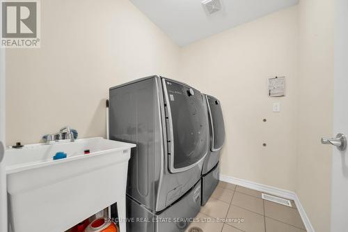 13 Masken Circle, Brampton, ON - Indoor Photo Showing Laundry Room