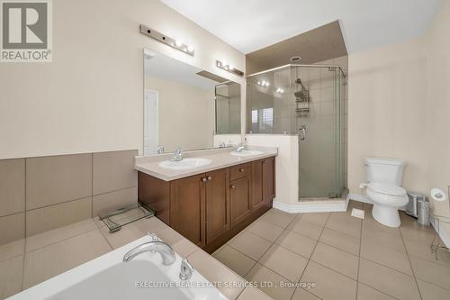 13 Masken Circle, Brampton, ON - Indoor Photo Showing Bathroom