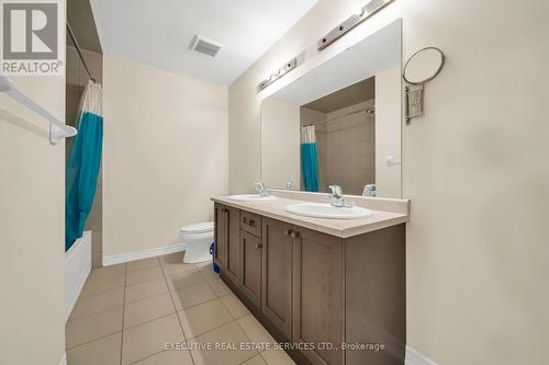 13 Masken Circle, Brampton, ON - Indoor Photo Showing Bathroom