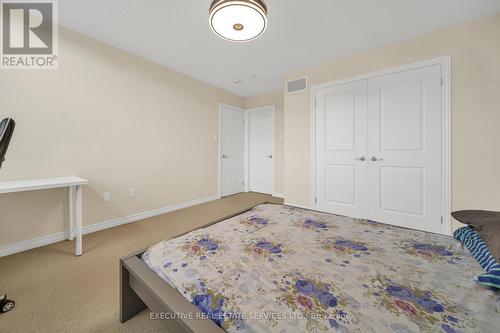 13 Masken Circle, Brampton, ON - Indoor Photo Showing Other Room