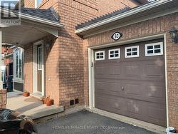63 SPRINGHURST AVENUE  Brampton, ON L7A 1P7