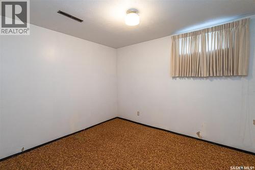 318 Montreal Avenue N, Saskatoon, SK - Indoor Photo Showing Other Room