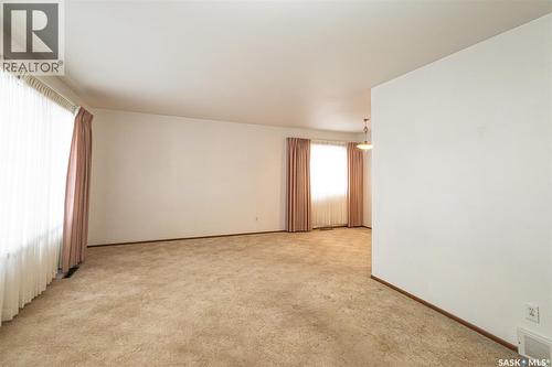318 Montreal Avenue N, Saskatoon, SK - Indoor Photo Showing Other Room