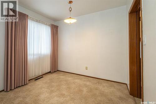 318 Montreal Avenue N, Saskatoon, SK - Indoor Photo Showing Other Room