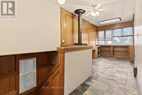 28 Glendale Avenue S, Hamilton, ON - Indoor Photo Showing Other Room