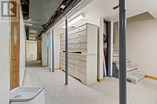 28 Glendale Avenue S, Hamilton, ON - Indoor Photo Showing Other Room