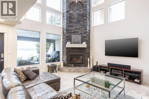 Neis Beach, Lakeland Rm No. 521, SK - Indoor Photo Showing Living Room With Fireplace