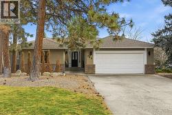 745 Cassiar Crescent  Kelowna, BC V1V 1M7