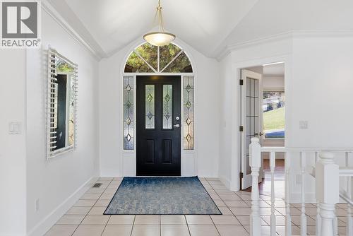 Interior Front Entrance - 745 Cassiar Crescent, Kelowna, BC - Indoor Photo Showing Other Room