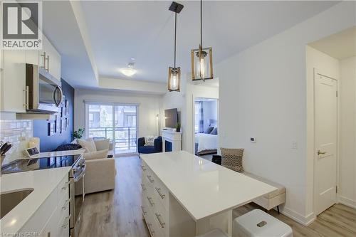 243 Northfield Drive E Unit# 208, Waterloo, ON - Indoor Photo Showing Kitchen