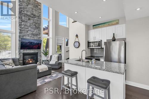 44 Carrick Trail, Gravenhurst (Wood (Gravenhurst)), ON - Indoor With Fireplace