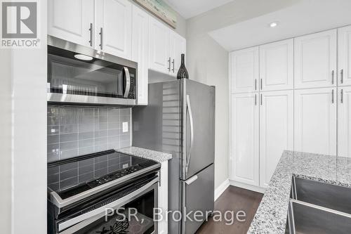 44 Carrick Trail, Gravenhurst (Wood (Gravenhurst)), ON - Indoor Photo Showing Kitchen