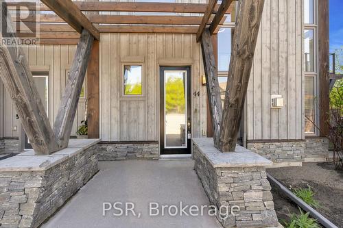 44 Carrick Trail, Gravenhurst (Wood (Gravenhurst)), ON - Outdoor