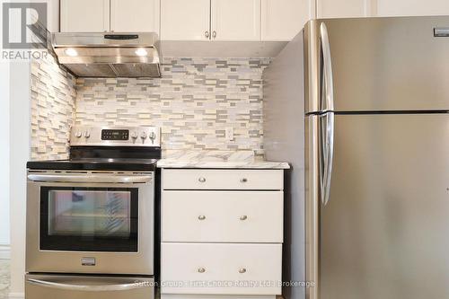 11 - 88 Avonwood Drive, Stratford, ON - Indoor Photo Showing Kitchen