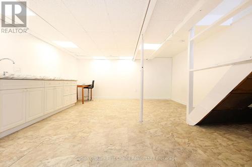 11 - 88 Avonwood Drive, Stratford, ON - Indoor