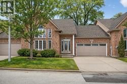 2016 THELMA AVENUE  Sarnia, ON N0N 1C0