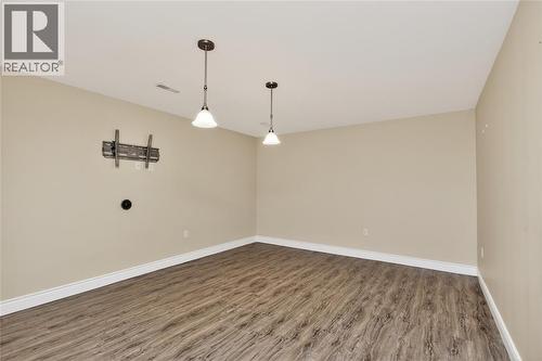 2016 Thelma Avenue, Sarnia, ON - Indoor Photo Showing Other Room