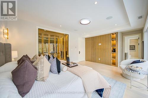 6 Hillholm Road, Toronto, ON - Indoor Photo Showing Bedroom