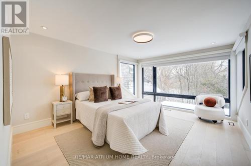 6 Hillholm Road, Toronto, ON - Indoor Photo Showing Bedroom