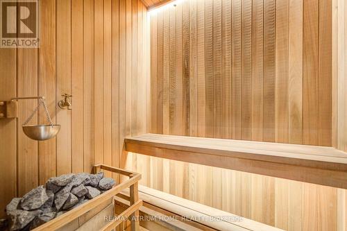 6 Hillholm Road, Toronto, ON - Indoor Photo Showing Other Room