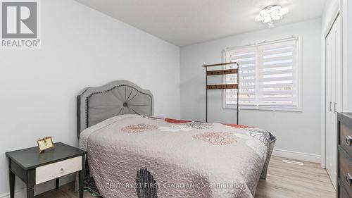 35 Hummingbird Crescent, London South (South N), ON - Indoor Photo Showing Bedroom