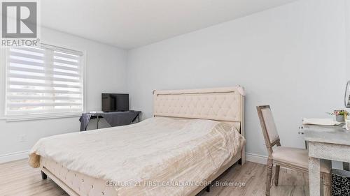35 Hummingbird Crescent, London South (South N), ON - Indoor Photo Showing Bedroom