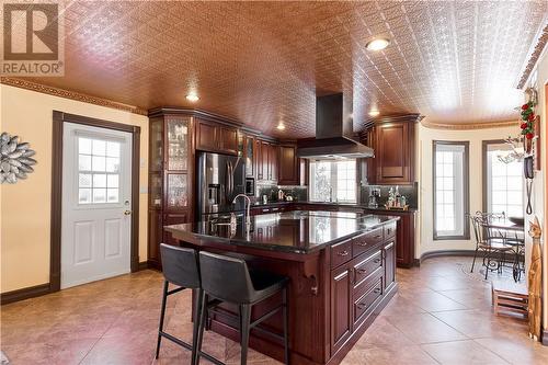 333 Garson Coniston Road, Garson, ON - Indoor Photo Showing Kitchen