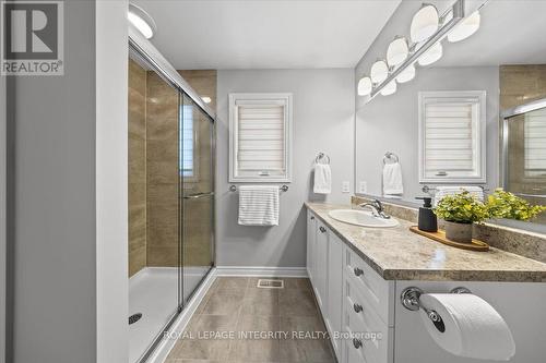 259 Hepatica Way, Ottawa, ON - Indoor Photo Showing Bathroom